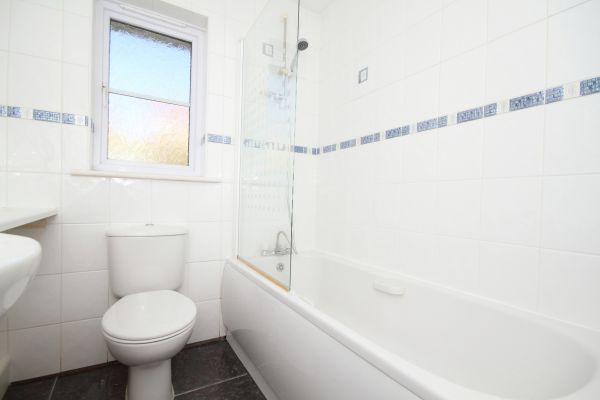Shower Window Replacement in Durham